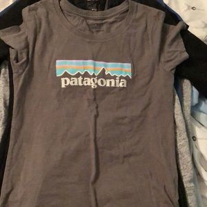 Patagonia grey short sleeve shirt